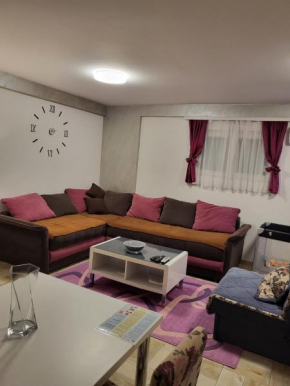 J&B LUX Apartment